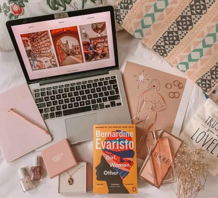 how to start a bookstagram